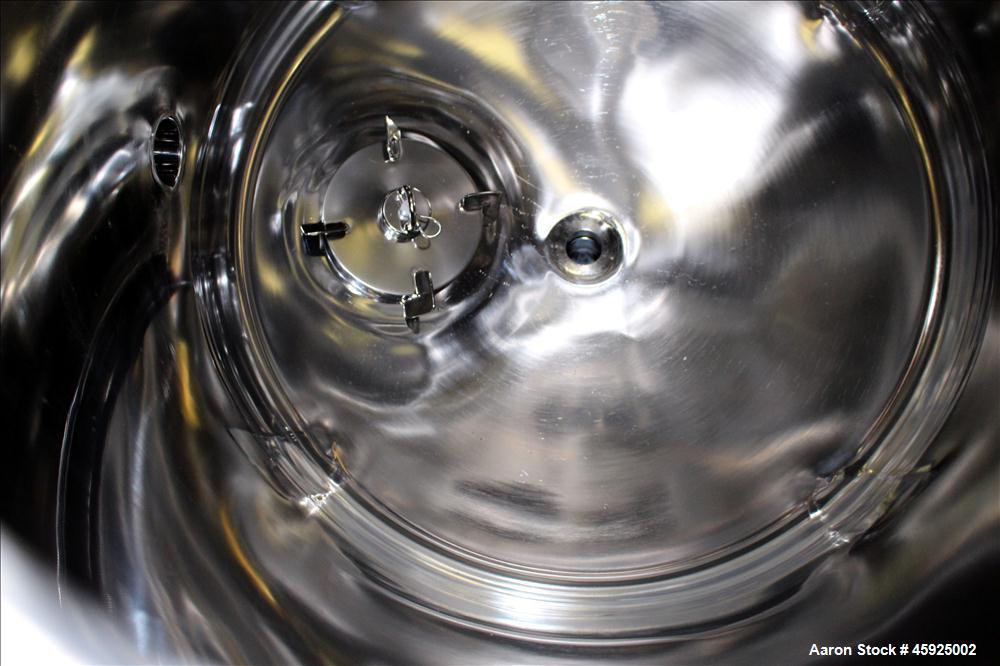 Used Precision Stainless Pressure Tank, 52.8 Gallon (200 Liter), 316L Stainless Steel, Vertical. 26" Diameter x 24" straight side. Dished top and bottom. Internal rated 35 psi at -20 to 250 degrees F...