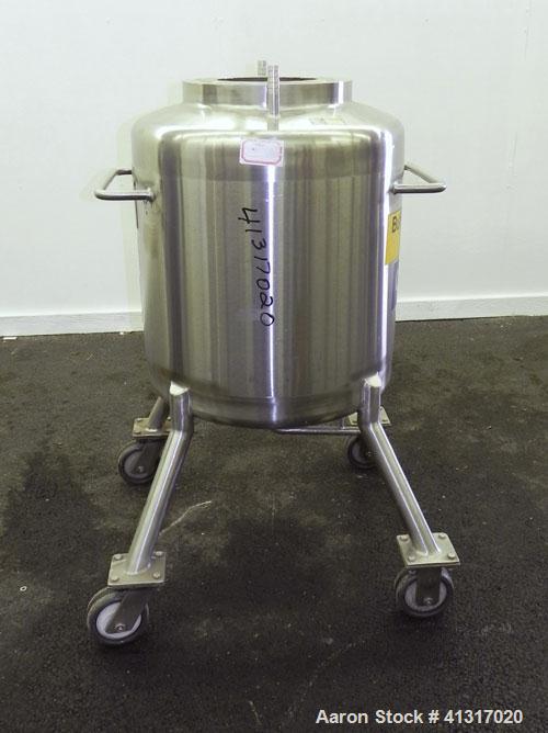 Used 26 Gallon Stainless Steel Precision Stainless Pressure Tank