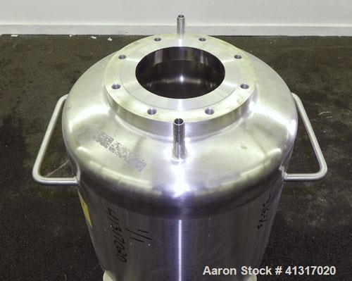 Used- 26 Gallon Stainless Steel Precision Stainless Pressure Tank