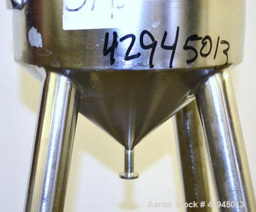 Used Precision Stainless Tank, 15 Liter (3.96 Gallon), 316L Stainless Steel, Vertical. 10-1/2" Diameter x 11" straight side, dished clamp on top, coned bottom. Polished internal rated 1 psi at  300 d...