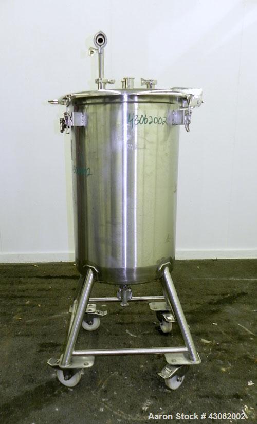 Used Precision Stainless Tank, 200 Liter (52.8 Gallon), 316L Stainless Steel, Vertical. 22’’ Diameter x 33’’ straight side. Flat open top with a 1 piece cover with a 1/3 hinged cover, dished bottom. ...