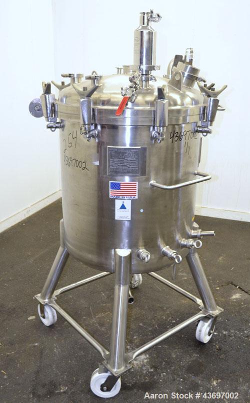 Used Precision Stainless Pressure Tank, 66 Gallon (250 Liter), 316L Stainless Steel, Vertical.  28” Diameter x 28” straight side, dished clamp on top, dished bottom. Internal rated 55.4 psi at –20 to...