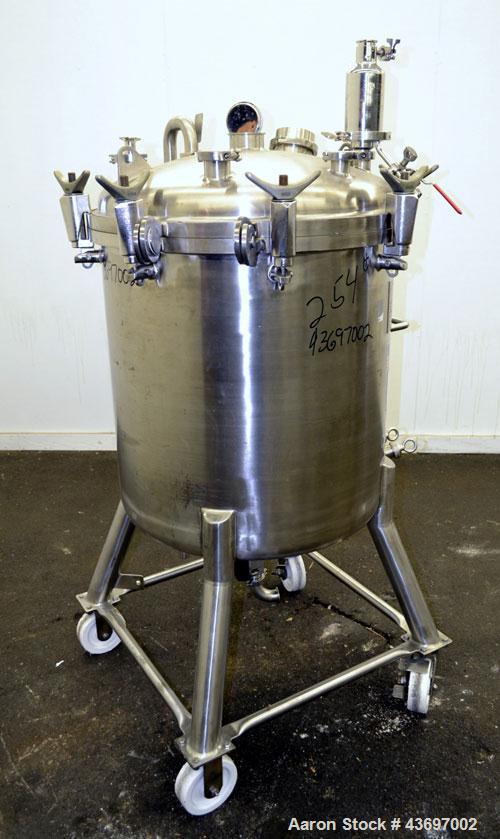 Used Precision Stainless Pressure Tank, 66 Gallon (250 Liter), 316L Stainless Steel, Vertical.  28” Diameter x 28” straight side, dished clamp on top, dished bottom. Internal rated 55.4 psi at –20 to...