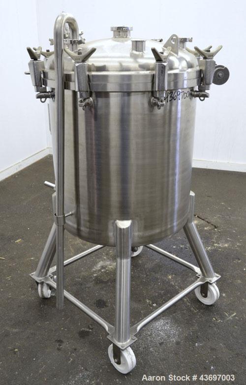 Used Precision Stainless Pressure Tank, 66 Gallon (250 Liter), 316L Stainless Steel, Vertical.  28” Diameter x 28” straight side, dished clamp on top, dished bottom. Internal rated 55.4 psi at –20 to...