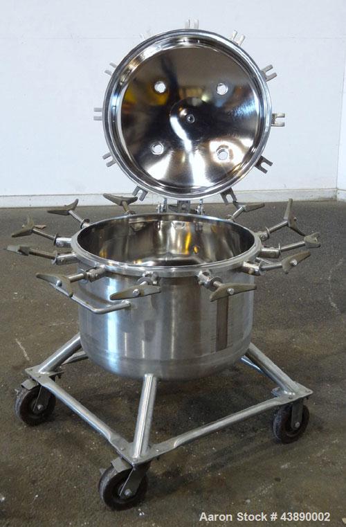 Used 26.4 Gallon Stainless Steel Precision Stainless Pressure Tank
