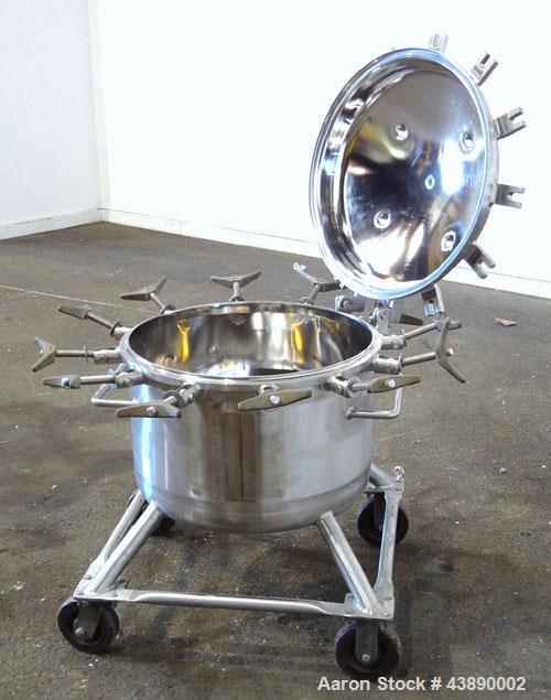 Used 26.4 Gallon Stainless Steel Precision Stainless Pressure Tank