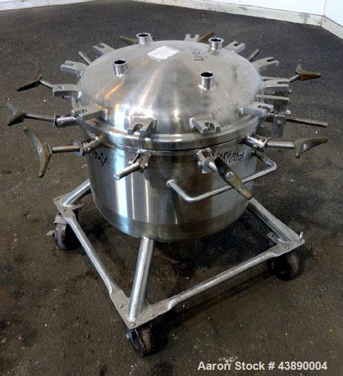 Used 26.4 Gallon Stainless Steel Precision Stainless Pressure Tank