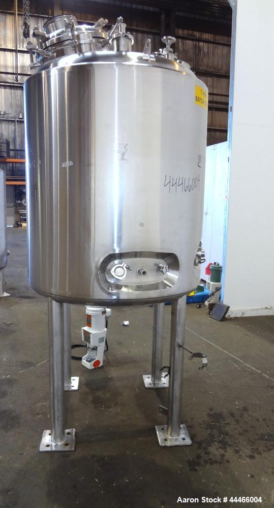 Used 1000 Liter Stainless Steel Precision Stainless Pressure Tank, Model XJSS-3