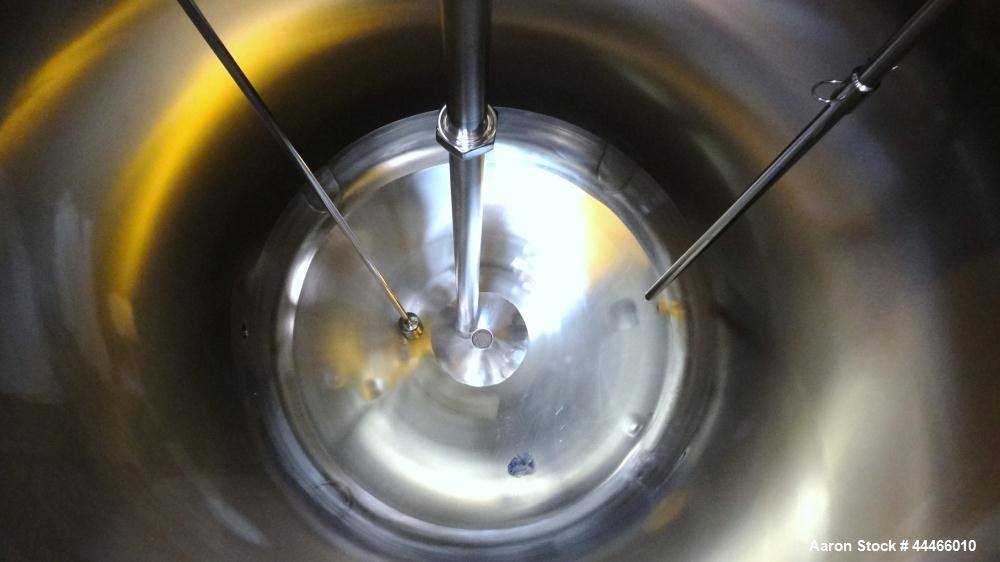 Used Precision Stainless Pressure Tank, 1750 Liter (462 Gallon), 316L Stainless Steel, Vertical. 44" Diameter x 60" straight side, dished top and bottom. Internal rated 60 psi at 300 degrees F, vesse...