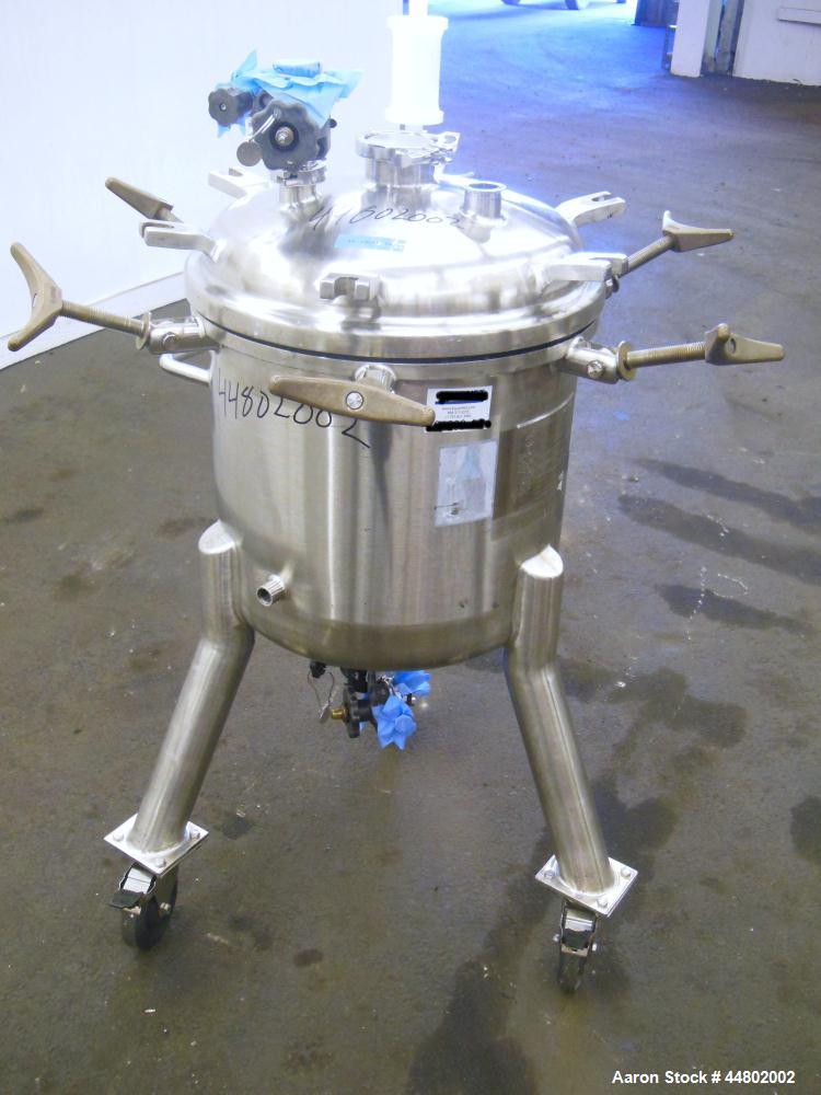 Used- 60 Liter Stainless Steel Precision Stainless Pressure Tank