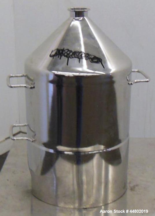 Used- 4 Gallon Stainless Steel Alloy Products Pressure Tank