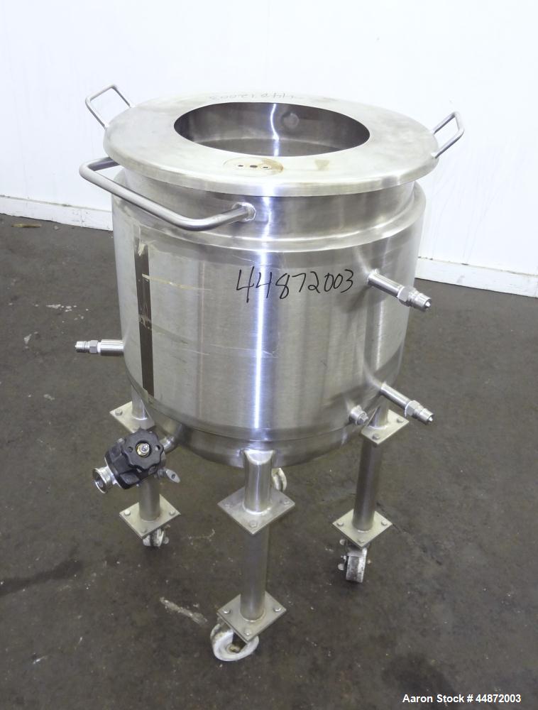 Used Precision Stainless Kettle, 28 Gallon, 316L Stainless Steel, Vertical. Approximately 20” diameter x 20” straight side, flat top with a 1 piece cover, sloped bottom. 304L stainless steel dimple j...