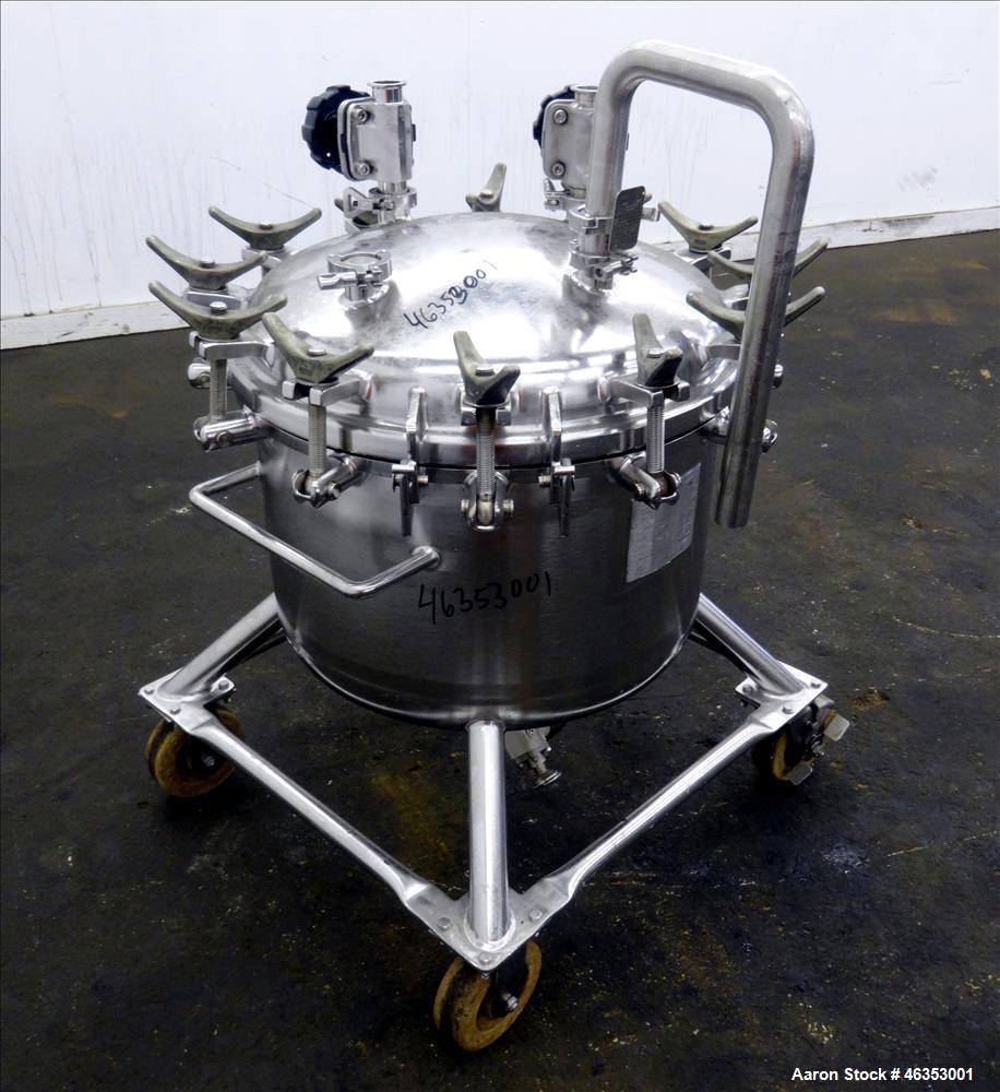 Used Precision Stainless Pressure Tank, 26.4 Gallons (100 Liters), 316L Stainless Steel, Vertical. 23-5/8" Diameter x 14" straight side. Dished clamp-on top, dished bottom. Internal rated 50 psi at -...