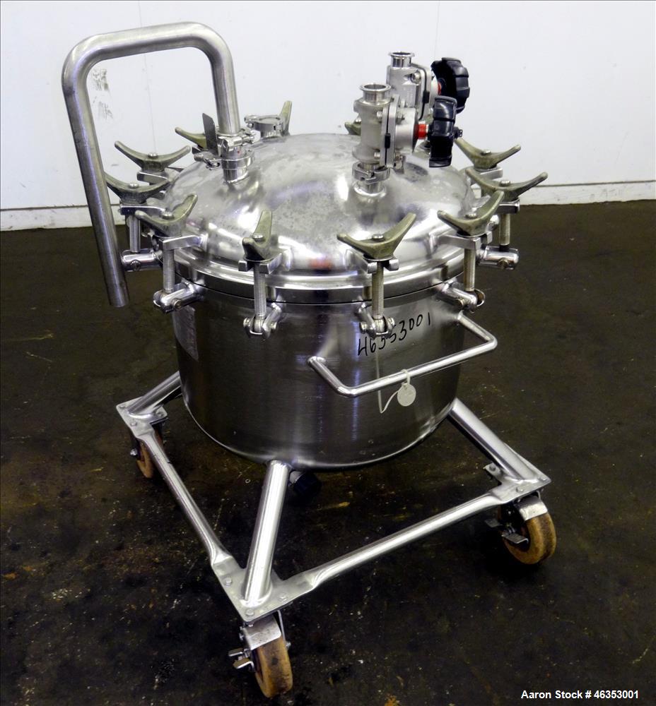 Used Precision Stainless Pressure Tank, 26.4 Gallons (100 Liters), 316L Stainless Steel, Vertical. 23-5/8" Diameter x 14" straight side. Dished clamp-on top, dished bottom. Internal rated 50 psi at -...