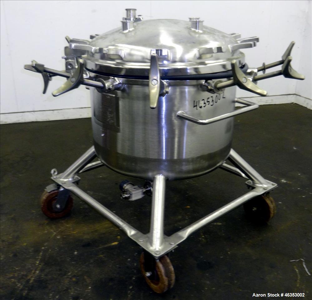 Used Precision Stainless Pressure Tank, 26.4 Gallons (100 Liters), 316L Stainless Steel, Vertical. 23-5/8" Diameter x 14" straight side. Dished clamp-on top, dished bottom. Internal rated 50 psi at -...