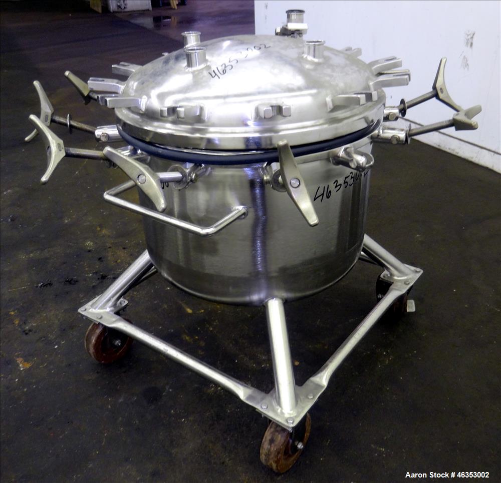 Used Precision Stainless Pressure Tank, 26.4 Gallons (100 Liters), 316L Stainless Steel, Vertical. 23-5/8" Diameter x 14" straight side. Dished clamp-on top, dished bottom. Internal rated 50 psi at -...