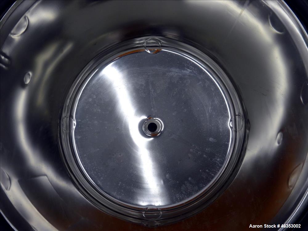 Used Precision Stainless Pressure Tank, 26.4 Gallons (100 Liters), 316L Stainless Steel, Vertical. 23-5/8" Diameter x 14" straight side. Dished clamp-on top, dished bottom. Internal rated 50 psi at -...