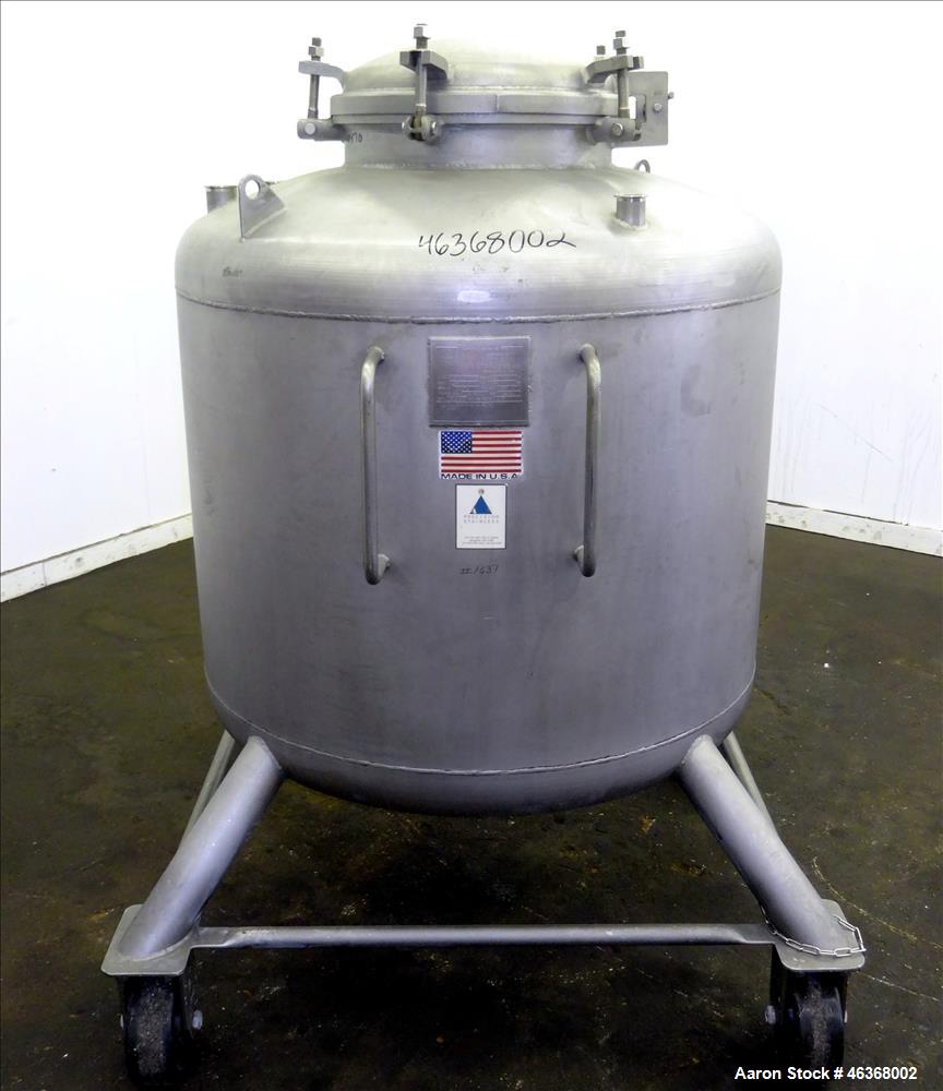 Used Precision Stainless Pressure Tank, 207 Gallon, 316L Stainless Steel, Vertical. 42" Diameter x 28" straight side, dished top and bottom. Internal rated 17 psi at -20 to 300 degrees F. Openings: t...