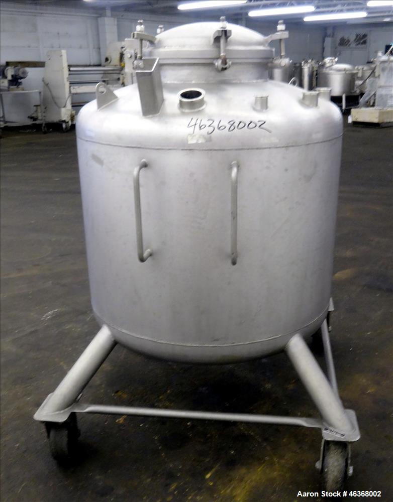Used Precision Stainless Pressure Tank, 207 Gallon, 316L Stainless Steel, Vertical. 42" Diameter x 28" straight side, dished top and bottom. Internal rated 17 psi at -20 to 300 degrees F. Openings: t...