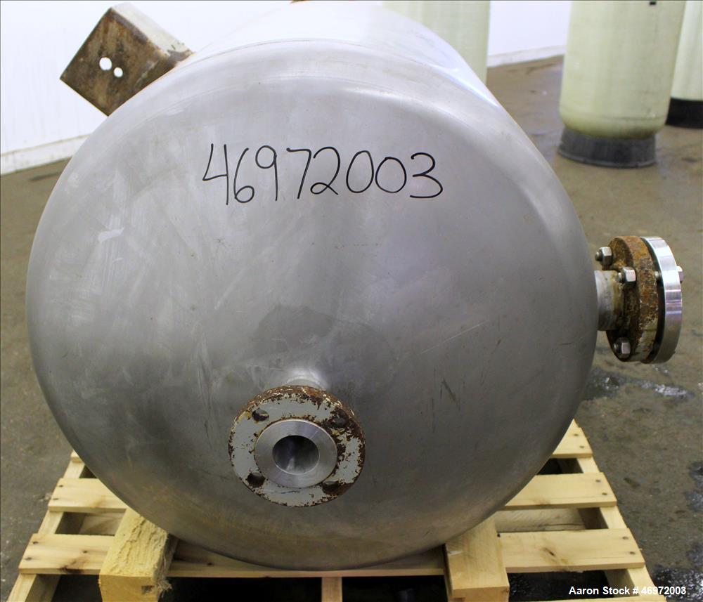 Used Precision Stainless Tank, 100 Gallons, 316 Stainless Steel, Vertical.