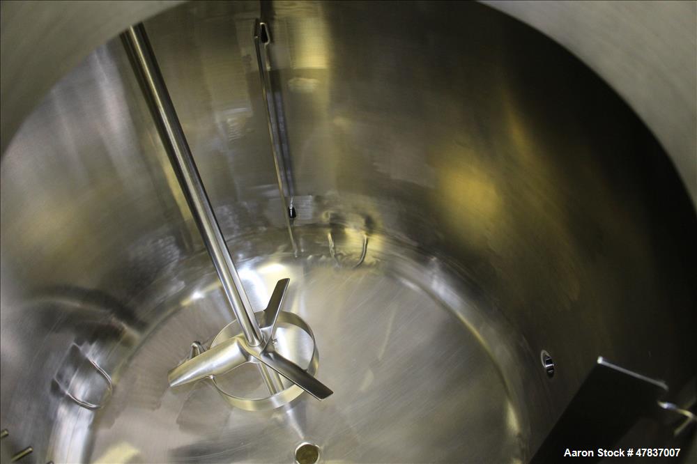 Used Precision Stainless Pressure Tank, 250 liter (66 Gallon), 316L Stainless Steel, Vertical. 30" Diameter x 24" straight side, dished top and bottom. Internal rated 40 psi at -20 to 300 degrees F.,...