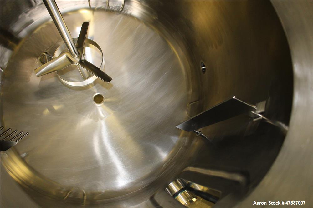 Used Precision Stainless Pressure Tank, 250 liter (66 Gallon), 316L Stainless Steel, Vertical. 30" Diameter x 24" straight side, dished top and bottom. Internal rated 40 psi at -20 to 300 degrees F.,...