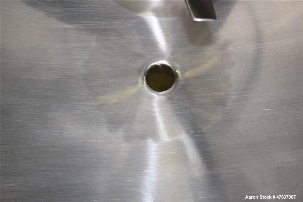 Used Precision Stainless Pressure Tank, 250 liter (66 Gallon), 316L Stainless Steel, Vertical. 30" Diameter x 24" straight side, dished top and bottom. Internal rated 40 psi at -20 to 300 degrees F.,...
