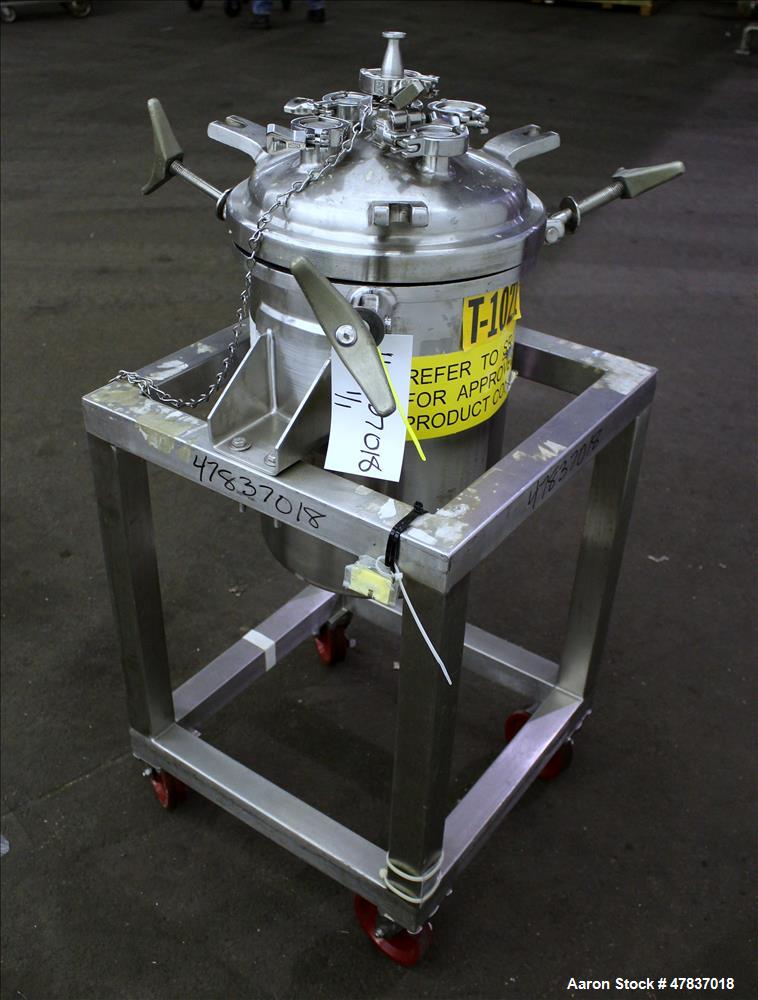 Used Precision Stainless Pressure Tank, 25 Liter (6 Gallon), 316L Stainless Steel, Vertical. 12" Diameter x 16" straight side, dished clamp on top, coned bottom. Internal rated 45 psi at -20 to 350 d...