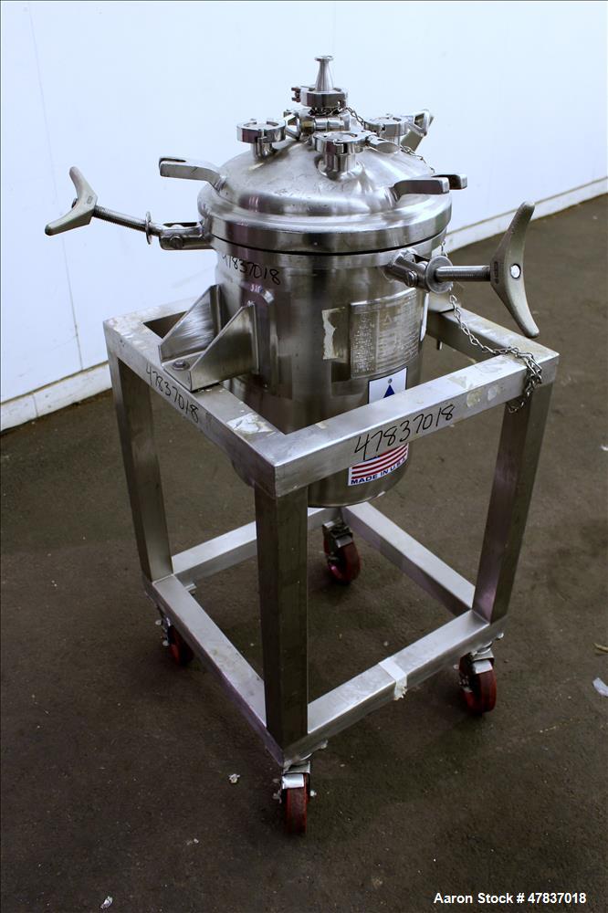 Used Precision Stainless Pressure Tank, 25 Liter (6 Gallon), 316L Stainless Steel, Vertical. 12" Diameter x 16" straight side, dished clamp on top, coned bottom. Internal rated 45 psi at -20 to 350 d...