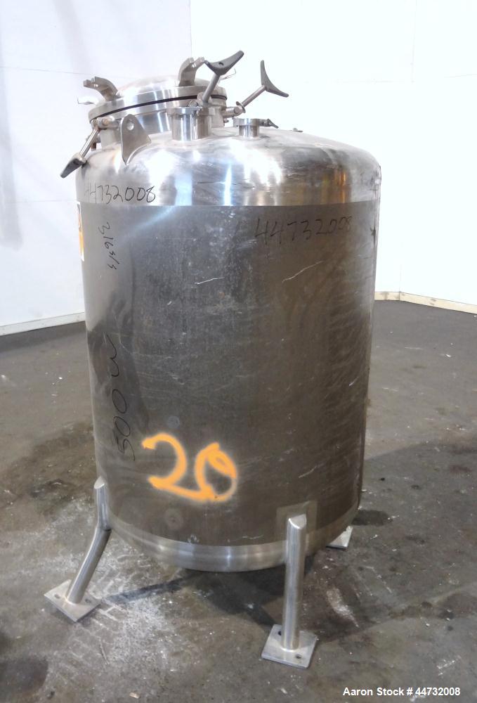 Used 800 Liter Stainless Steel Pressure Tank