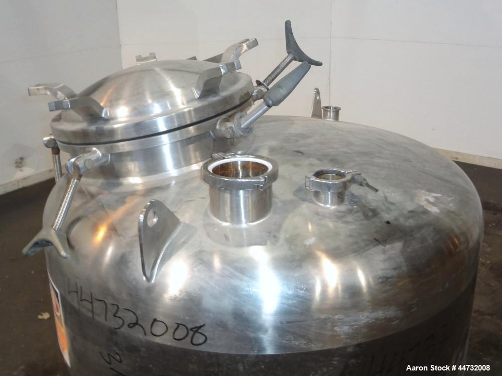 Used 800 Liter Stainless Steel Pressure Tank