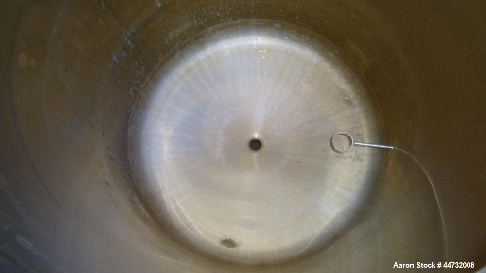 Used 800 Liter Stainless Steel Pressure Tank