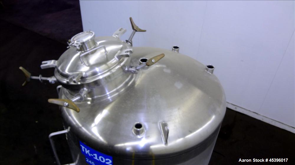 Used 929.2 Liter Stainless Steel Precision Stainless Pressure Tank