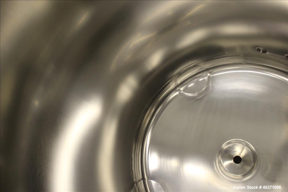 Used Precision Stainless Pressure Tank, 600 Liter (158.50 Gallon), 316L Stainless Steel, Vertical. 36" Diameter x 36" straight side, dished top and bottom heads. Vessel rated 40 psi at -20 to 300 deg...