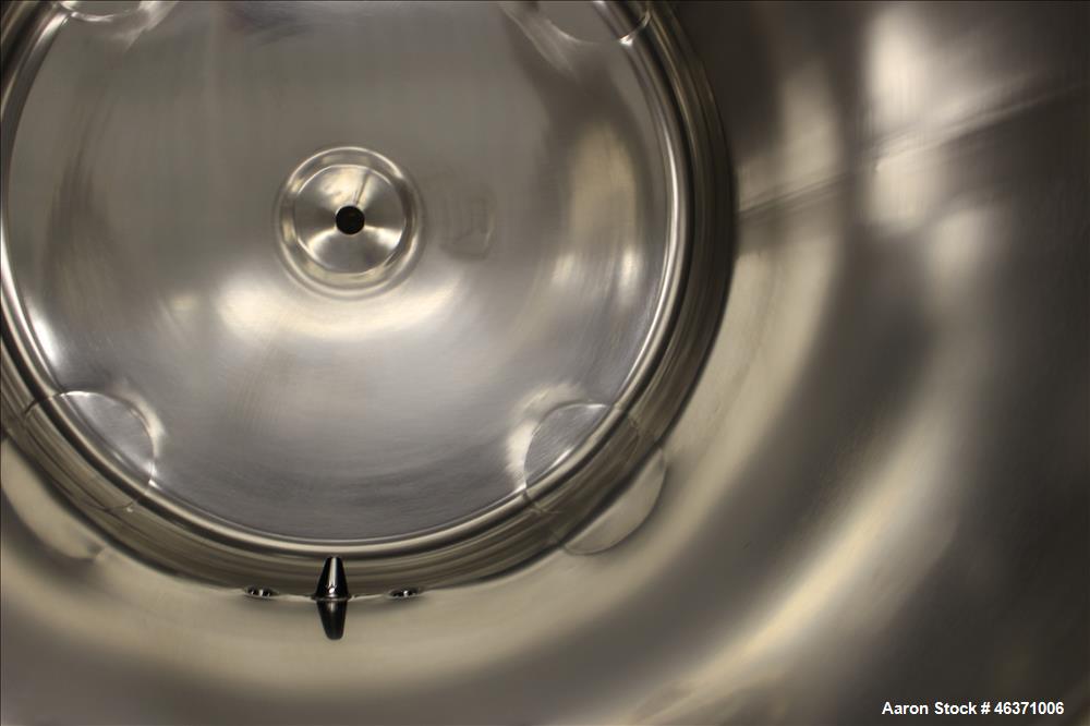 Used Precision Stainless Pressure Tank, 600 Liter (158.50 Gallon), 316L Stainless Steel, Vertical. 36" Diameter x 36" straight side, dished top and bottom heads. Vessel rated 40 psi at -20 to 300 deg...