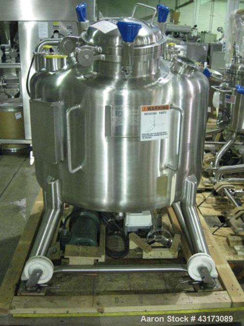 Used Pure Flo Agitated Receiver, 500 Liter (132 Gallon), 316L Stainless Steel Construction. Approximately 42" diameter x 21" straight side, dish top and bottom, rated 45 psi and full vacuum at 392 f ...