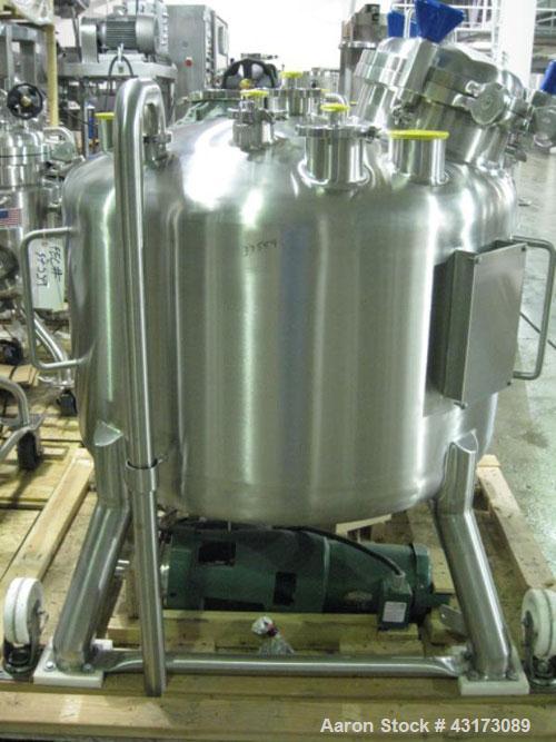 Used Pure Flo Agitated Receiver, 500 Liter (132 Gallon), 316L Stainless Steel Construction. Approximately 42" diameter x 21" straight side, dish top and bottom, rated 45 psi and full vacuum at 392 f ...