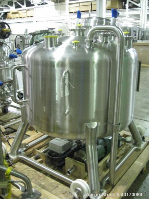 Used Pure Flo Agitated Receiver, 500 Liter (132 Gallon), 316L Stainless Steel Construction. Approximately 42" diameter x 21" straight side, dish top and bottom, rated 45 psi and full vacuum at 392 f ...