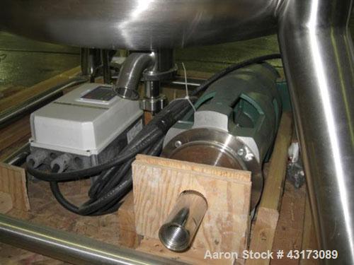 Used Pure Flo Agitated Receiver, 500 Liter (132 Gallon), 316L Stainless Steel Construction. Approximately 42" diameter x 21" straight side, dish top and bottom, rated 45 psi and full vacuum at 392 f ...