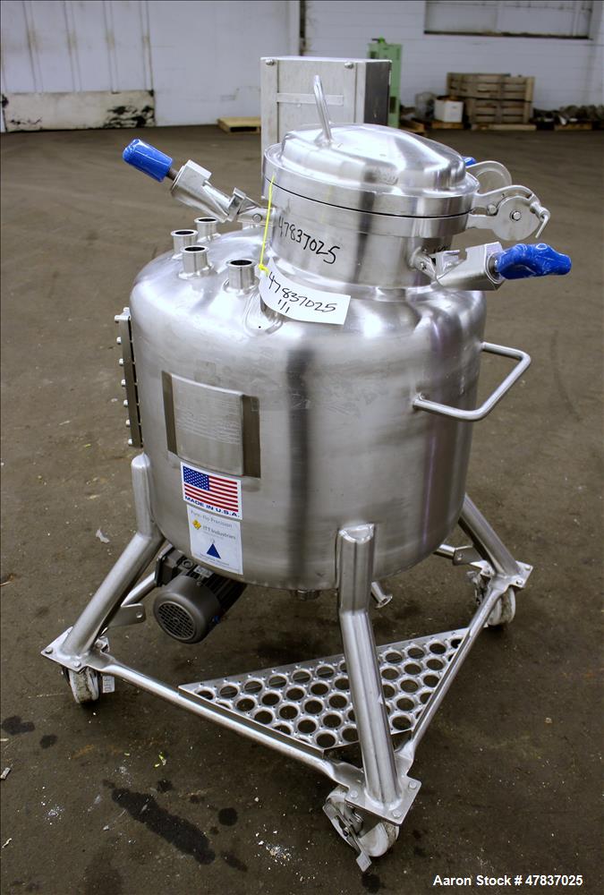 Used Pure-Flo Precision Pressure Tank, 150 liter (39 Gallon), 316L Stainless Steel, Vertical. 26" Diameter x 16" straight side, dished top and bottom. Internal rated 60 psi at -20 to 200 degrees F., ...