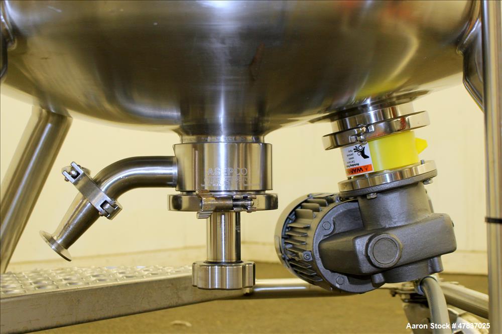 Used Pure-Flo Precision Pressure Tank, 150 liter (39 Gallon), 316L Stainless Steel, Vertical. 26" Diameter x 16" straight side, dished top and bottom. Internal rated 60 psi at -20 to 200 degrees F., ...