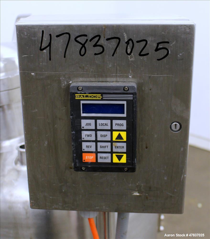 Used Pure-Flo Precision Pressure Tank, 150 liter (39 Gallon), 316L Stainless Steel, Vertical. 26" Diameter x 16" straight side, dished top and bottom. Internal rated 60 psi at -20 to 200 degrees F., ...