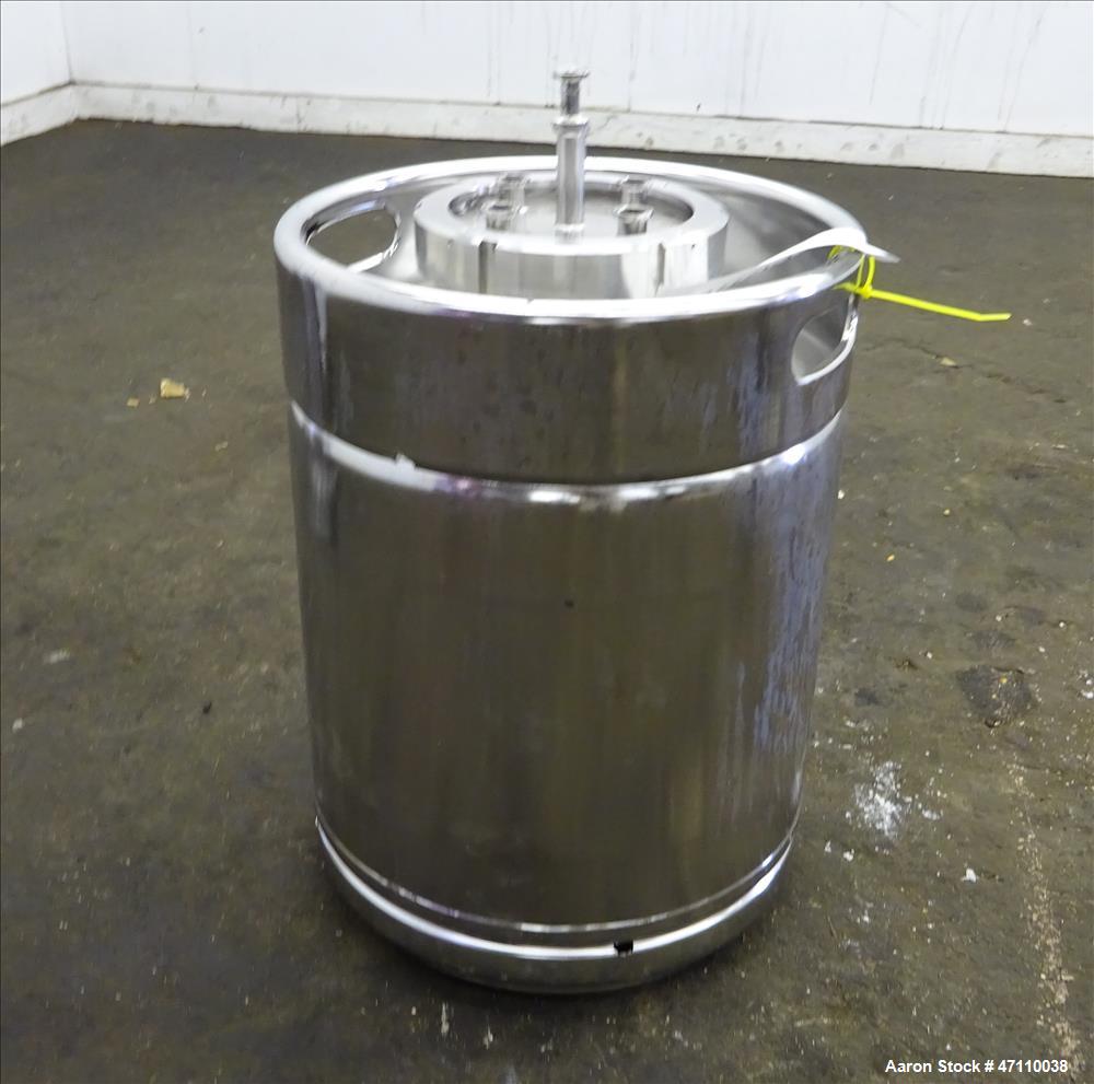 Used Bolz Rutten Sterile Storage Systems Pressure Tank, 13.2 Gallon (50 Liter) Capacity, 316L Stainless Steel, Vertical. Approximate 395mm (15.5") diameter by 304mm (12") straight side, dished top & ...