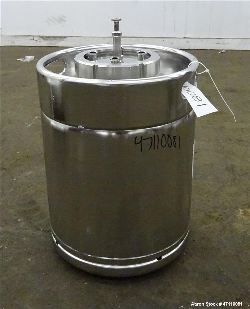 Used Bolz Rutten Sterile Storage Systems Pressure Tank, 13.2 Gallon (50 Liter) Capacity, 316L Stainless Steel, Vertical. Approximate 395mm (15.5") diameter by 304mm (12") straight side, dished top & ...