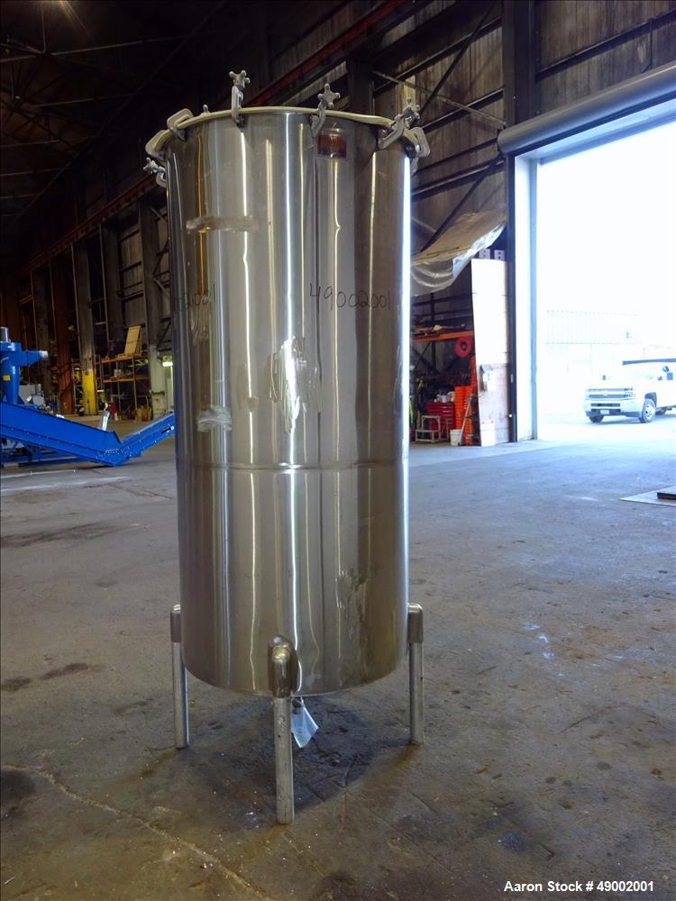 Used Sani-Tanks Tank, Approximate 400 Gallon, 304 Stainless Steel, Vertical.