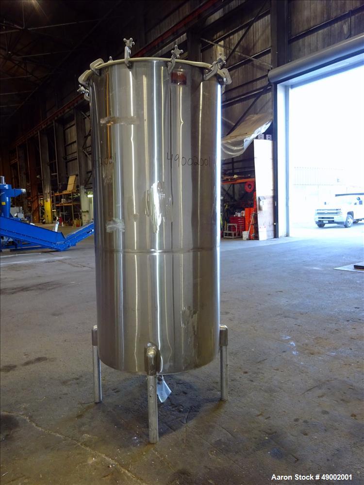 Used- Sani-Tanks Tank, Approximate 400 Gallon, 304 Stainless Steel, Vertical.