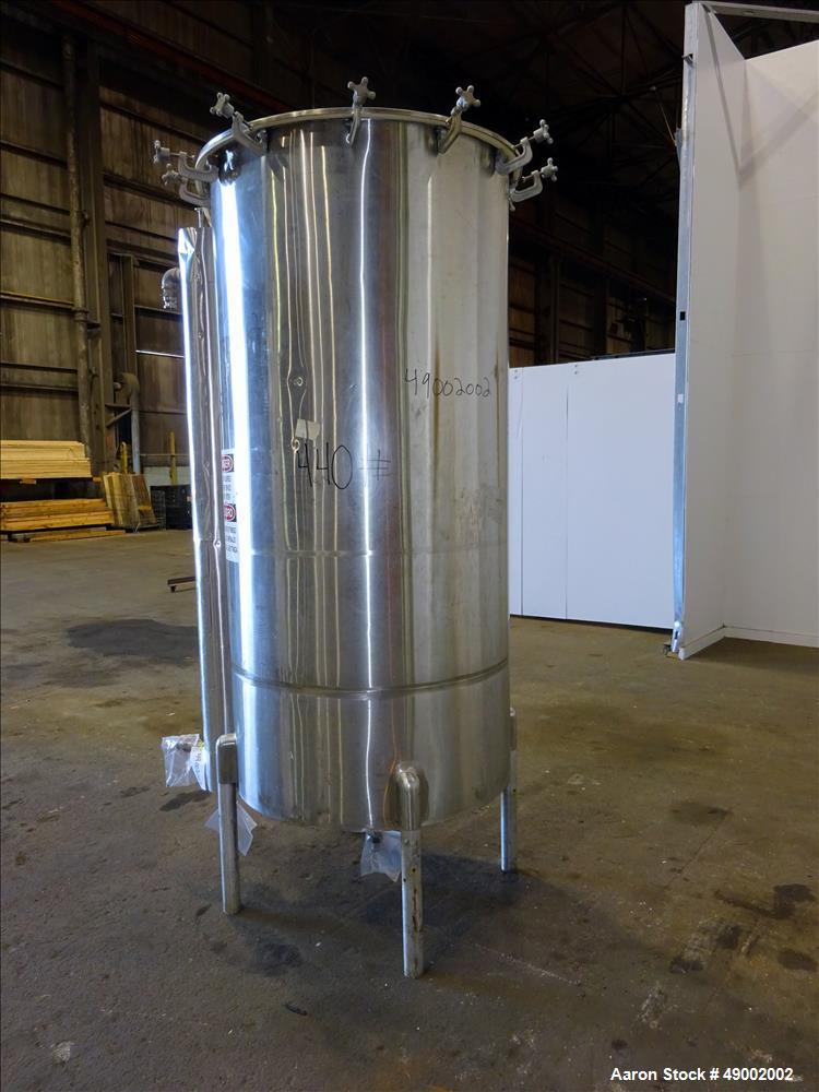 Used Sani-Tanks Tank, Approximate 400 Gallon, 304 Stainless Steel, Vertical.