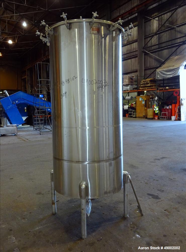 Used Sani-Tanks Tank, Approximate 400 Gallon, 304 Stainless Steel, Vertical.