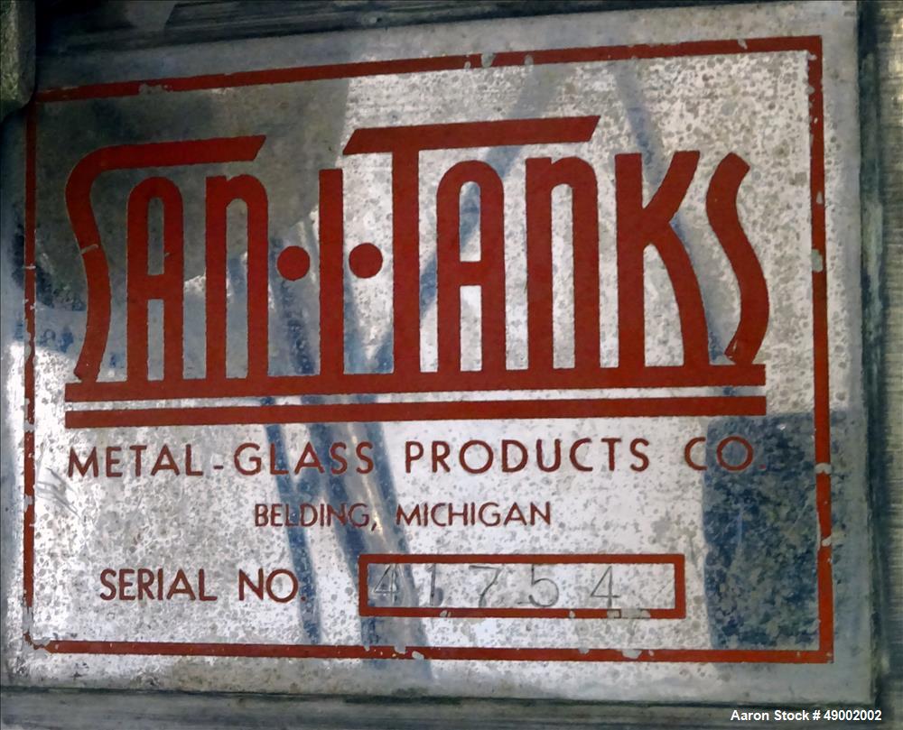 Used Sani-Tanks Tank, Approximate 400 Gallon, 304 Stainless Steel, Vertical.