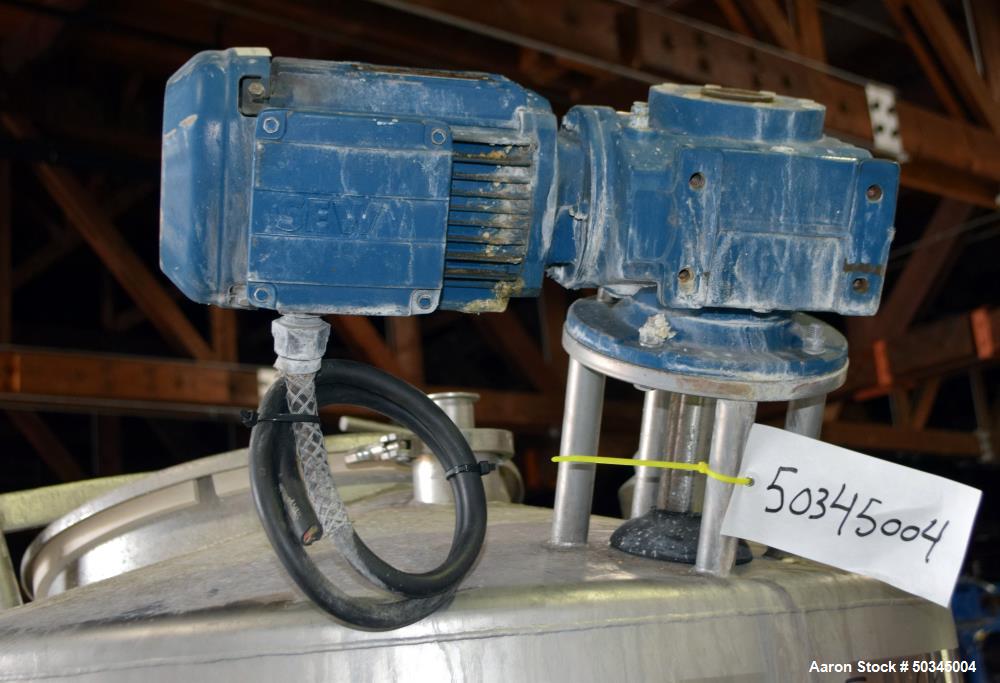 Used Scherping Systems Tank, 200 Gallon, Model C2552A, Stainless Steel, Vertica